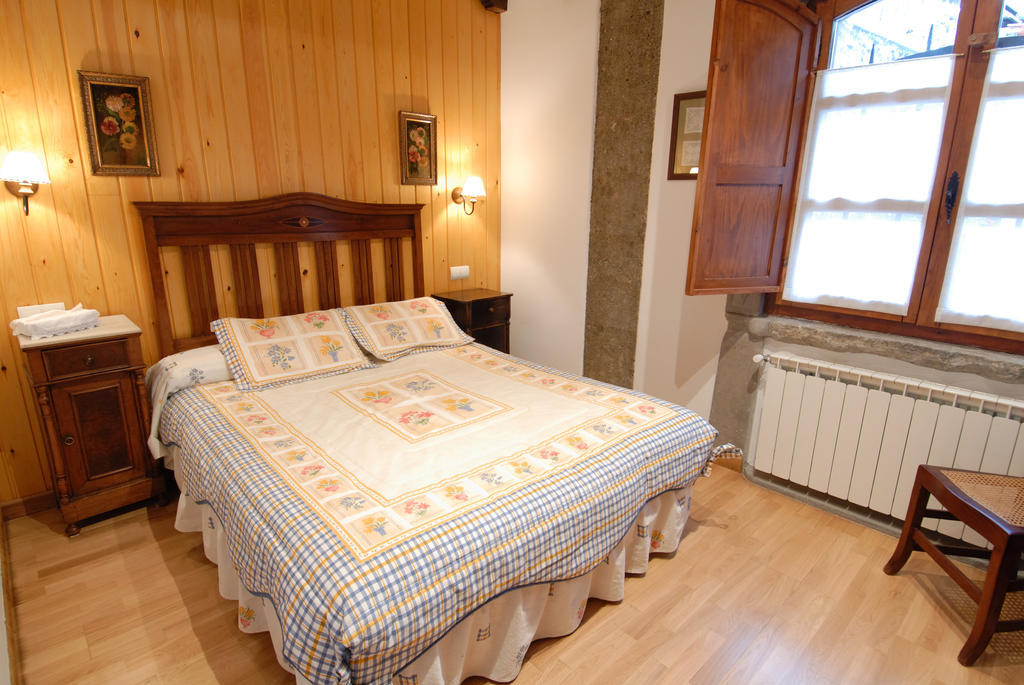 بييلسا Apartamentos Sorripas 1 Hab الغرفة الصورة